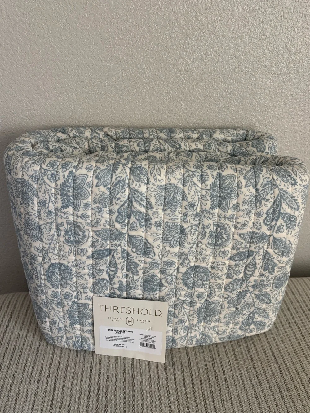 NWT Full/Queen Printed Cotton Voile Tonal Floral Quilt Ivory/Sky Blue Threshold